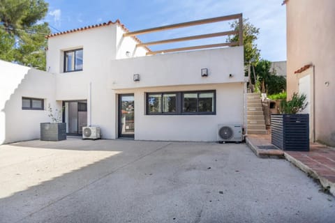 La petite lezardiere House in Cassis