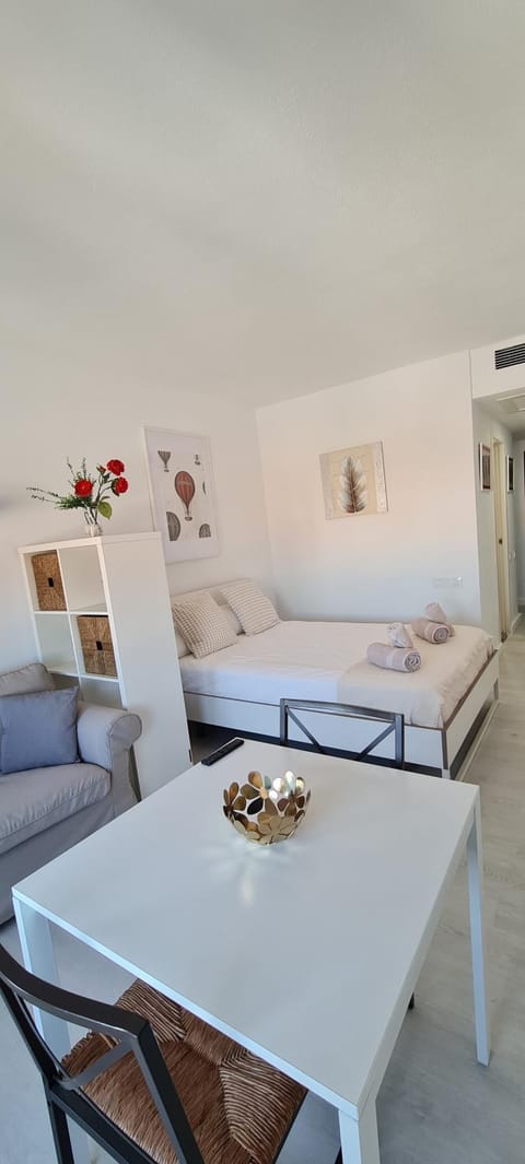 Living room, Bedroom