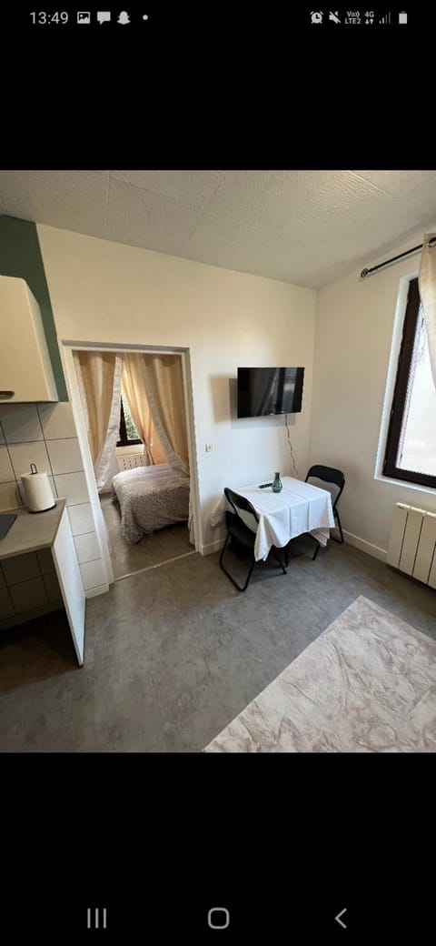 T2 proche gare avec wifi 1er étage Apartment in Chartres