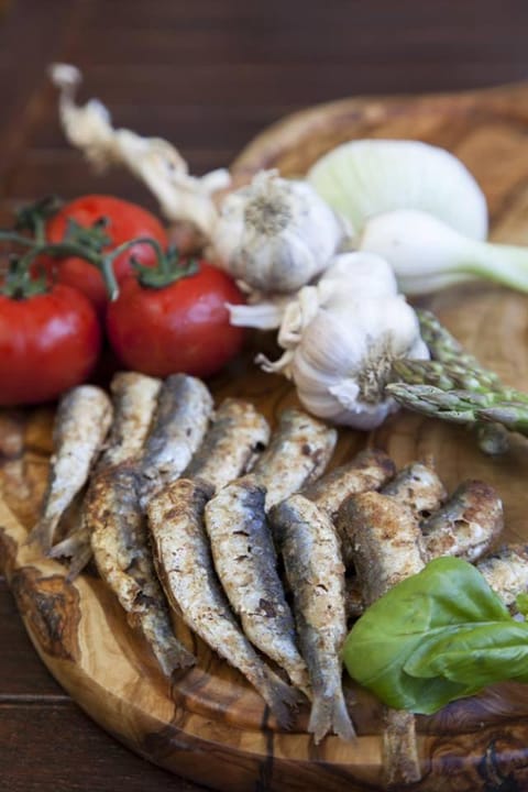 Restaurant/places to eat, Food and drinks