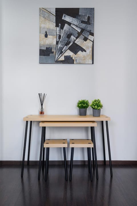 Decorative detail, Dining area