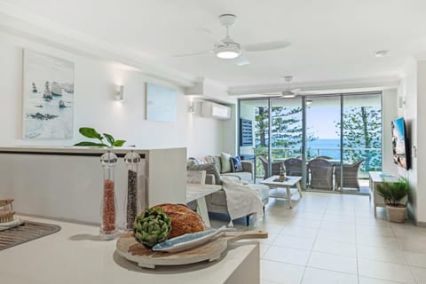 Living room, Sea view