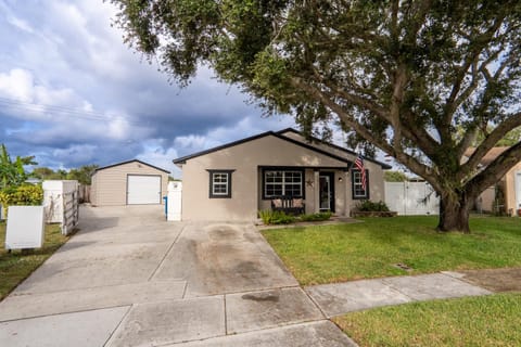 Property building, Neighbourhood, Street view
