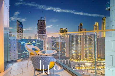 Night, View (from property/room), Balcony/Terrace