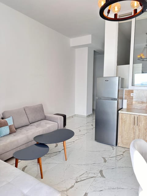 Kitchen or kitchenette, Living room, Seating area