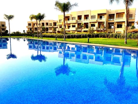 Property building, Garden, Swimming pool
