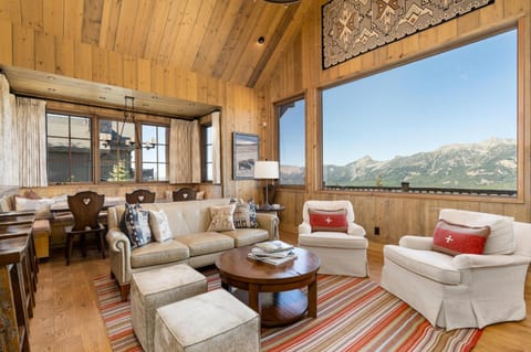 5 Bandit Way by Moonlight Basin Lodging House in Big Sky