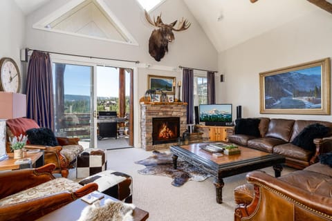 TV and multimedia, Living room, flat iron