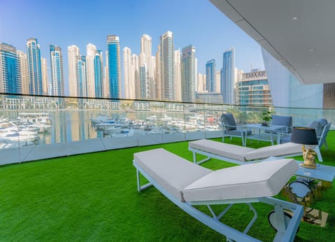 Day, Balcony/Terrace, Lake view