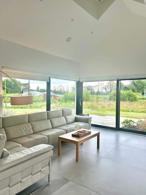 Red Sheds Villa Portarlington Villa in Ireland