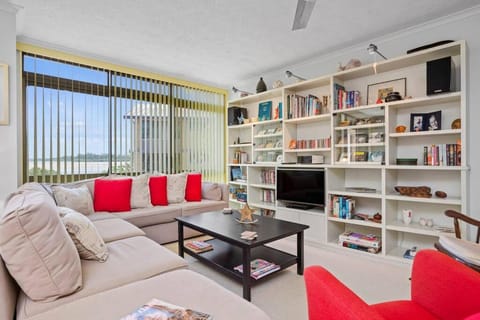 Library, TV and multimedia, Living room, Seating area