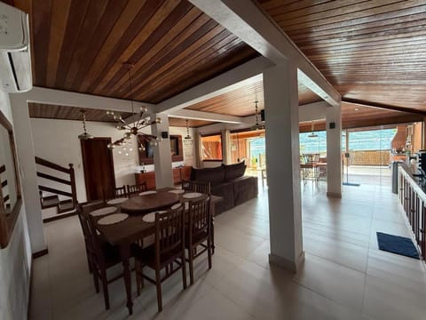 Casa Mar - Beira mar na Ilha do Araújo - Paraty House in State of Rio de Janeiro