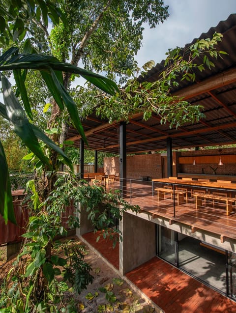 Property building, Balcony/Terrace