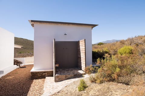 Shower, Day, Natural landscape, Mountain view