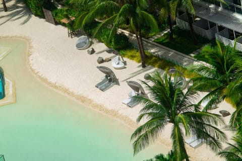Day, Natural landscape, Beach, Pool view, Swimming pool, sunbed