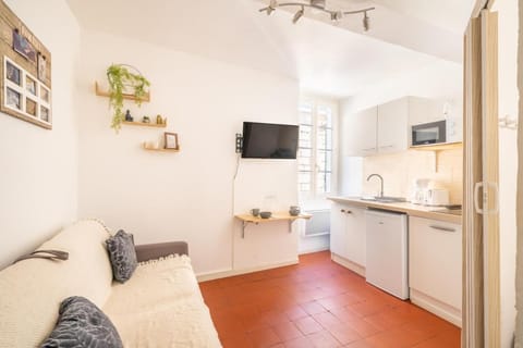 Studio lumineux en centre de Beaucaire 2 pers - Cocon 3 Apartment in Tarascon