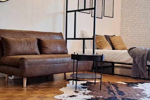 L'industriel - 2'mn du métro - aux portes de Paris Apartment in Vincennes