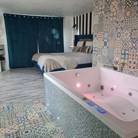Hot Tub