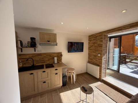 La Foux D'Allos Rez de jardin plein sud 50m des remontées mécaniques Apartment in Allos