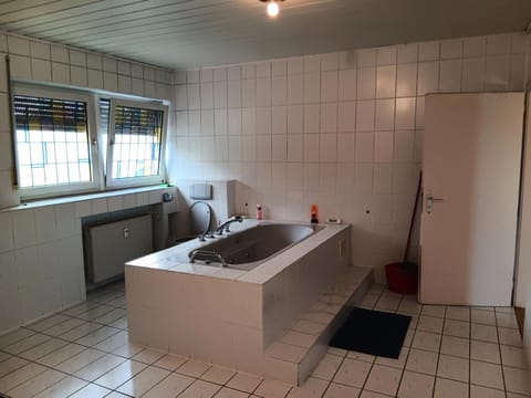 Hot Tub, Bathroom, Bath