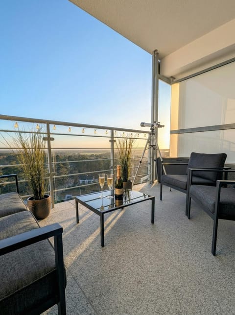 Natural landscape, View (from property/room), Balcony/Terrace