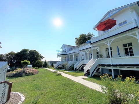 Property building, Garden view