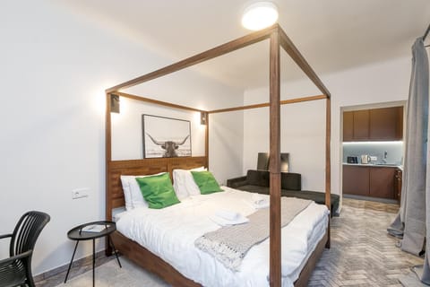 Photo of the whole room, Bedroom