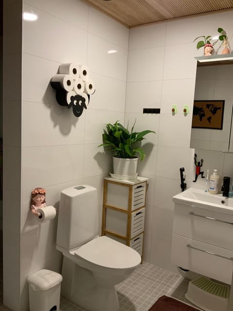 QnQ homestay - Private room in the shared detached house Apartment in Helsinki