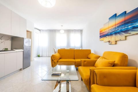 Old Beach Apartments Apartment in Vlorë