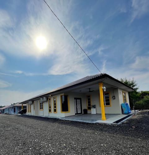 Property building, Day