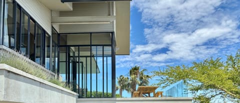 Property building, Balcony/Terrace