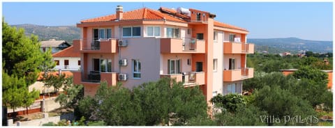 Property building, Day