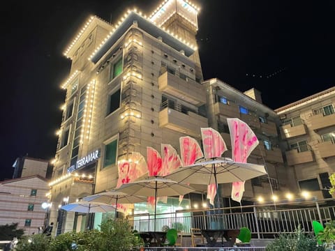 Property building, Night