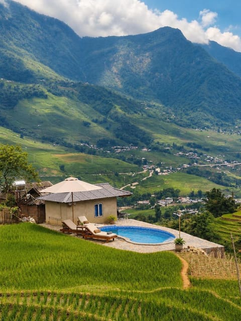 Natural landscape, Mountain view, Pool view, Swimming pool