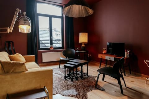 Le rétro chic - Grand Duplex pour 6 dans le centre Apartment in Liège