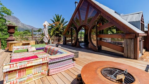 Balcony/Terrace, fireplace