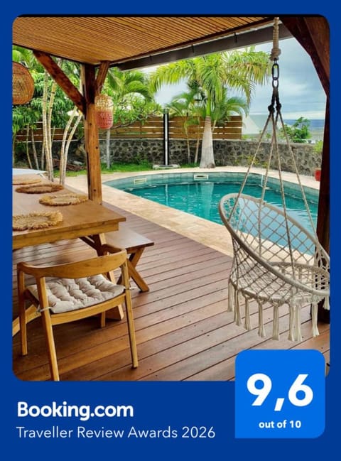 Property building, Dining area, Garden view, Swimming pool, Meals