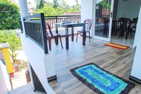 Balcony/Terrace, Balcony/Terrace, Seating area, Dining area, Garden view
