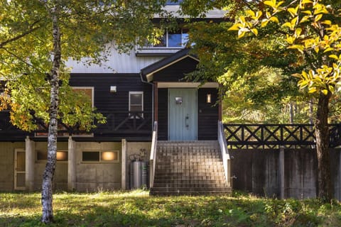 Property building, Spring