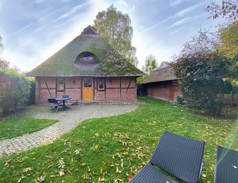 Property building, Garden, Garden view