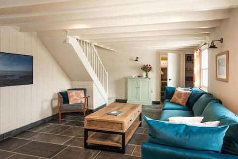 White House Cottage, Port Isaac Bay Holidays House in Port Isaac