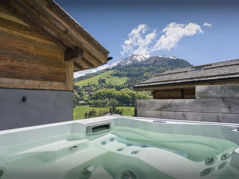 Day, Natural landscape, Hot Tub, View (from property/room), Mountain view