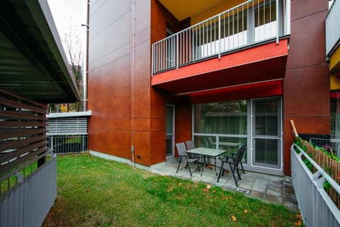Patio, Garden, Balcony/Terrace, Garden view
