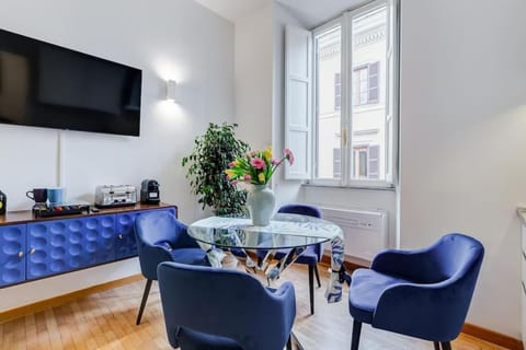 TV and multimedia, Kitchen or kitchenette, Seating area, Dining area