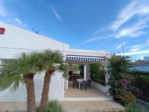 Patio, Garden, Balcony/Terrace