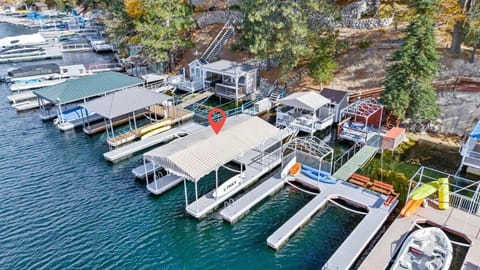 Majestic Lakeview Lodge House in Lake Arrowhead