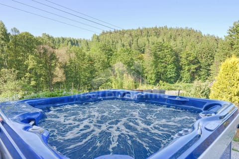 Hot Tub, View (from property/room), Swimming pool