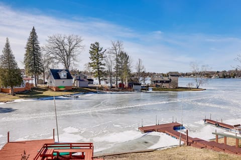 Pet Friendly Home on Lake with Dock, Firepit and More! House in Michigan