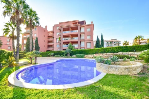 Property building, Day, Garden view, Pool view, Swimming pool