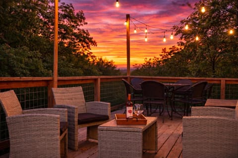 Game Day Getaway 4BR Near IU House in Bloomington